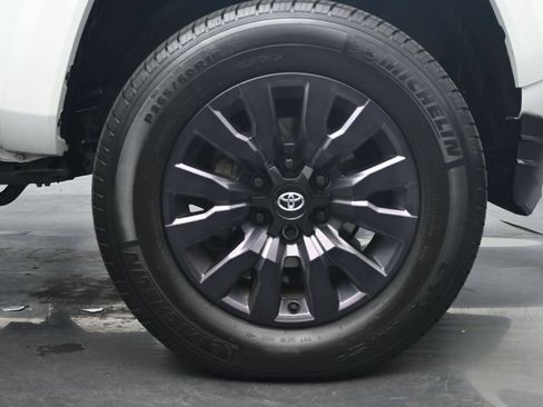 Used 2023 Toyota Tacoma Limited AWD/4WD image 19