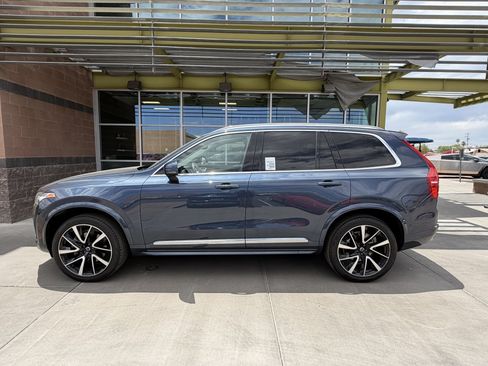 Used 2024 Volvo XC90 B6 Ultimate w/ Lounge Package AWD/4WD image 7