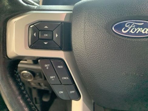 Used 2017 Ford F250 Lariat w/ Lariat Ultimate Package AWD/4WD image 14
