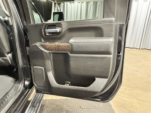 Certified 2023 GMC Sierra 3500 Denali w/ Denali Black Diamond Edition image 21