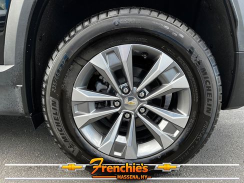 Used 2025 Chevrolet Equinox LT AWD/4WD image 6