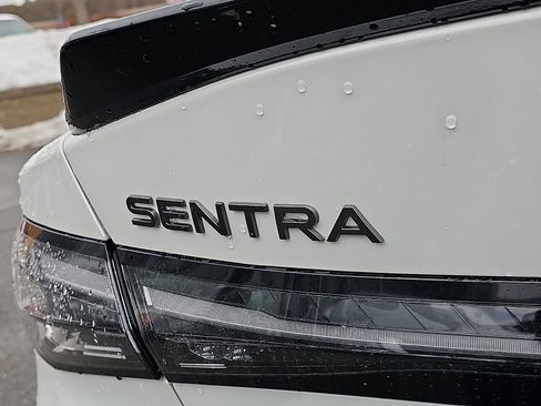 New 2026 Nissan Sentra SR w/ Floor Mat Package image 21