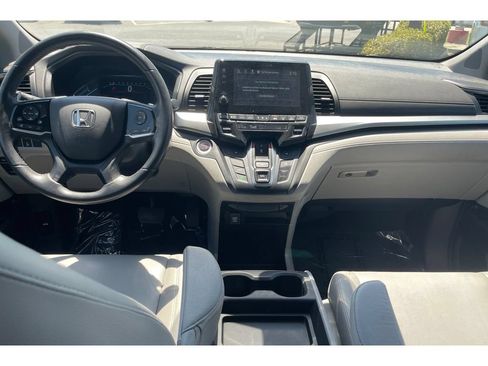 Used 2018 Honda Odyssey EX-L image 15