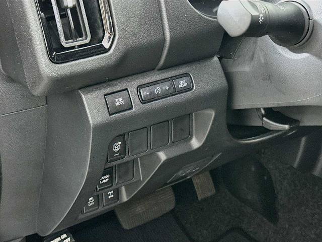 Certified 2026 Nissan Frontier PRO-4X AWD/4WD image 8