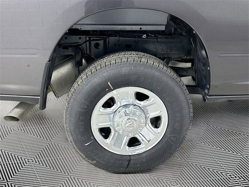 New 2026 RAM 2500 Tradesman w/ Chrome Appearance Group image 16
