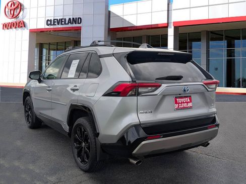 Used 2023 Toyota RAV4 SE AWD/4WD image 4