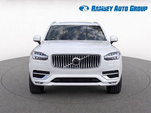 Used 2024 Volvo XC90 B6 Plus w/ Protection Package Premier AWD/4WD image 5