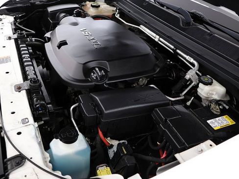 Used 2019 Chevrolet Colorado Z71 AWD/4WD image 36