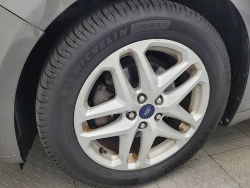 Used 2014 Ford Fusion SE FWD image 31