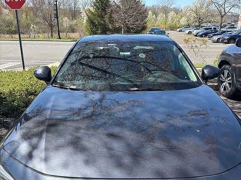 Used 2022 Honda Civic EX image 2