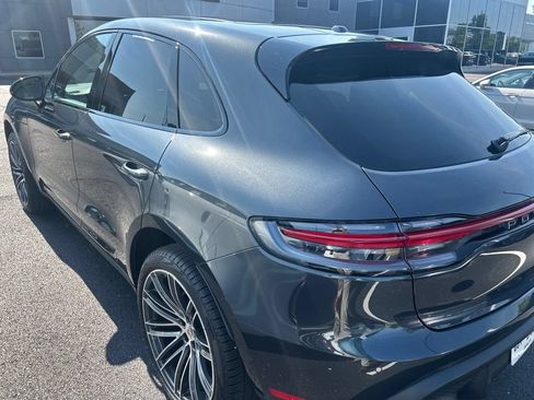 Certified 2026 Porsche Macan AWD/4WD image 16
