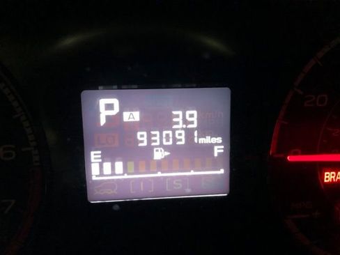 Used 2018 Subaru Crosstrek 2.0i Premium w/ Popular Package #2 image 12