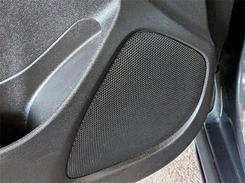 Used 2020 Chevrolet Malibu LT image 10