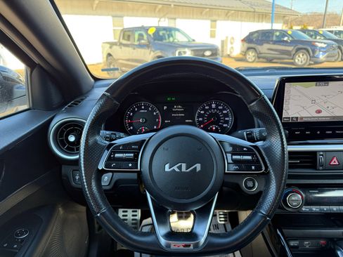 Used 2024 Kia Forte GT-Line w/ GT-Line Premium Package image 12