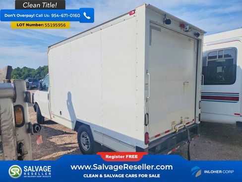 Used 2019 Chevrolet Express 3500 w/ Driver Convenience Package RWD image 3
