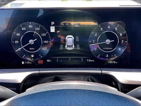 Used 2025 Kia Telluride SX X-Line AWD/4WD image 12