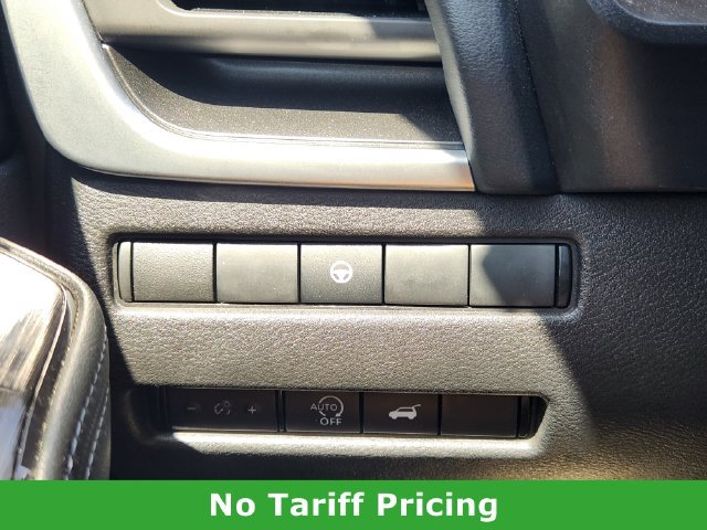 Used 2024 Nissan Rogue SV FWD image 21
