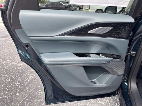 New 2026 Cadillac Lyriq Signature Luxury w/ Nappa Leather Package RWD image 13