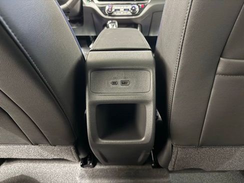 New 2026 Buick Envista Sport Touring w/ Convenience I Package FWD image 25