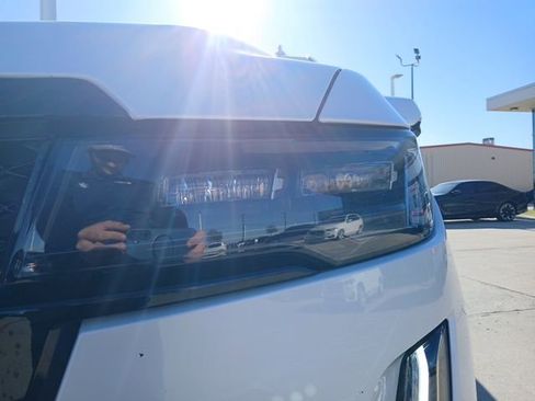 Used 2021 Cadillac Escalade Sport image 4