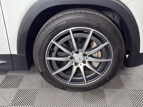 Used 2023 Mercedes-Benz GLB 35 AMG 4MATIC image 15
