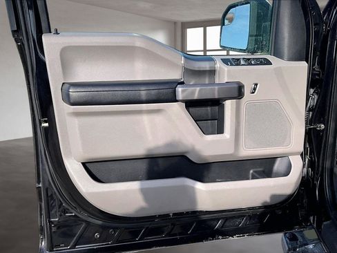 Used 2020 Ford F150 XLT w/ XTR Package image 21