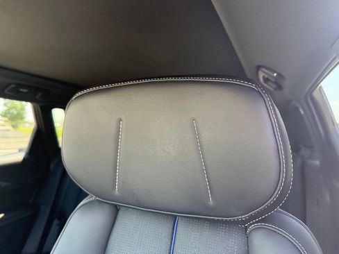 Certified 2024 Cadillac Lyriq Luxury AWD/4WD image 28