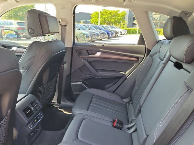 Certified 2023 Audi Q5 2.0T Prestige AWD/4WD image 10