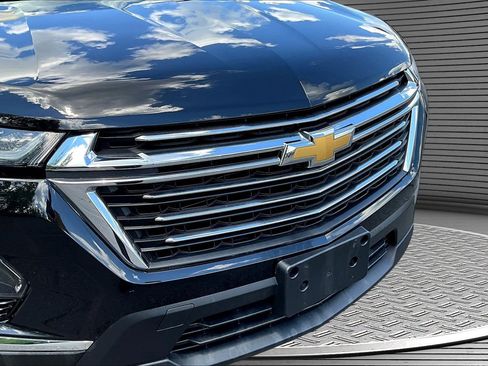 Used 2023 Chevrolet Traverse LT AWD/4WD image 24