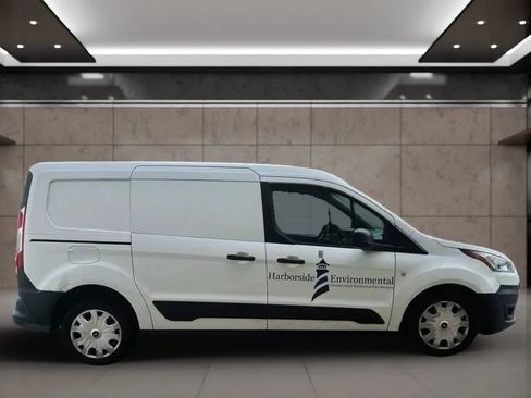 Used 2019 Ford Transit Connect XL FWD image 2