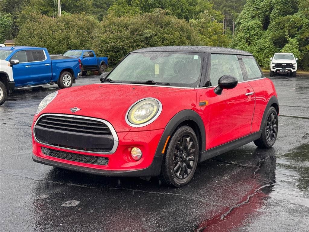 Used 2019 MINI Cooper 2-Door Hardtop FWD image 7