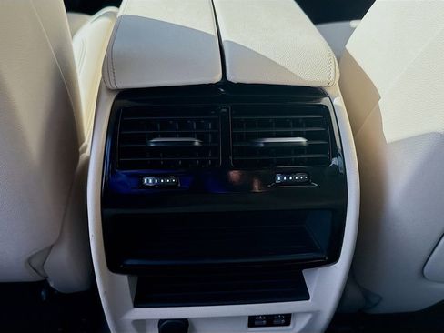 Used 2022 BMW 530i xDrive AWD/4WD image 21