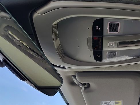 New 2026 Volvo XC60 B5 Plus w/ Climate Package image 23