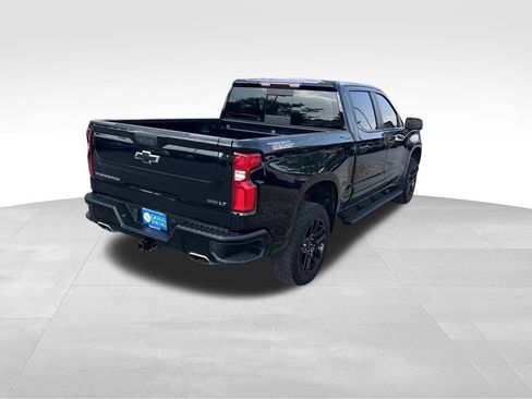 Used 2021 Chevrolet Silverado 1500 LT Trail Boss w/ Convenience Package II AWD/4WD image 6