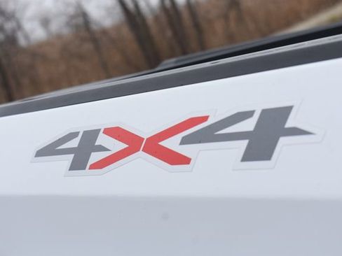 New 2026 Chevrolet Silverado 1500 LT image 17