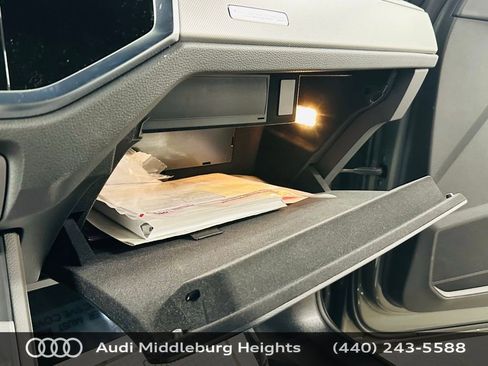 Certified 2025 Audi Q3 2.0T Premium w/ Convenience Package image 23