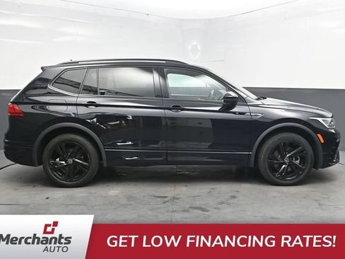 Used 2024 Volkswagen Tiguan SE R-Line AWD/4WD image 9