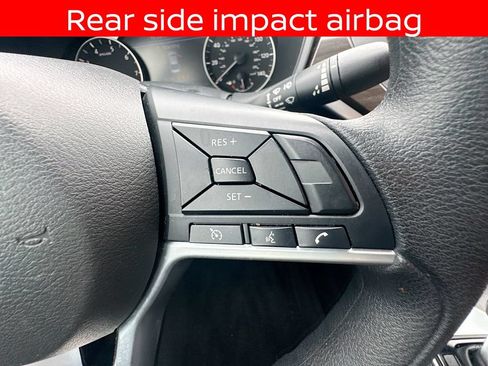 Used 2025 Nissan Altima 2.5 SV FWD image 30