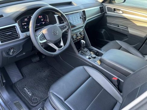 Used 2022 Volkswagen Atlas SE image 12