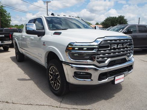 New 2025 RAM 2500 Limited image 4