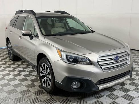 Used 2017 Subaru Outback 2.5i Limited image 8