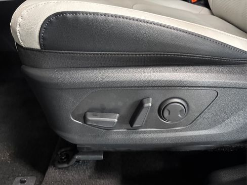 New 2026 Kia Sportage EX image 37