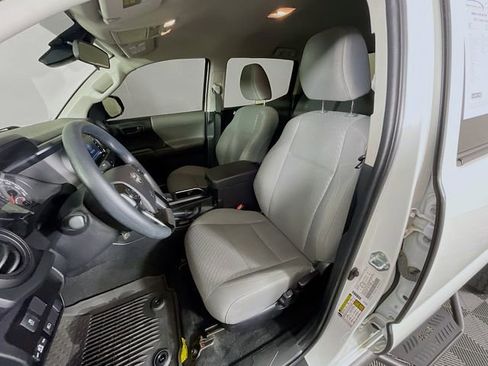 Used 2022 Toyota Tacoma SR image 20