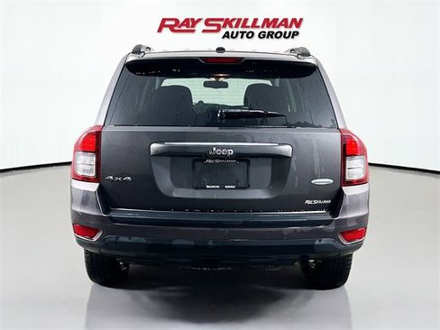 Used 2016 Jeep Compass Latitude image 6