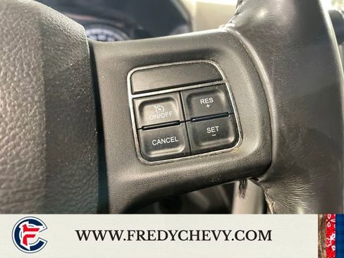 Used 2012 RAM 1500 Big Horn w/ Luxury Group image 32