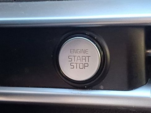 Used 2022 Kia K5 GT-Line image 22