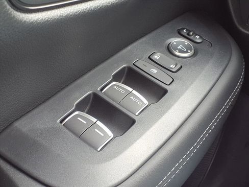 New 2026 Honda HR-V EX-L image 12