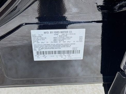 Used 2023 Lincoln Nautilus Reserve image 32