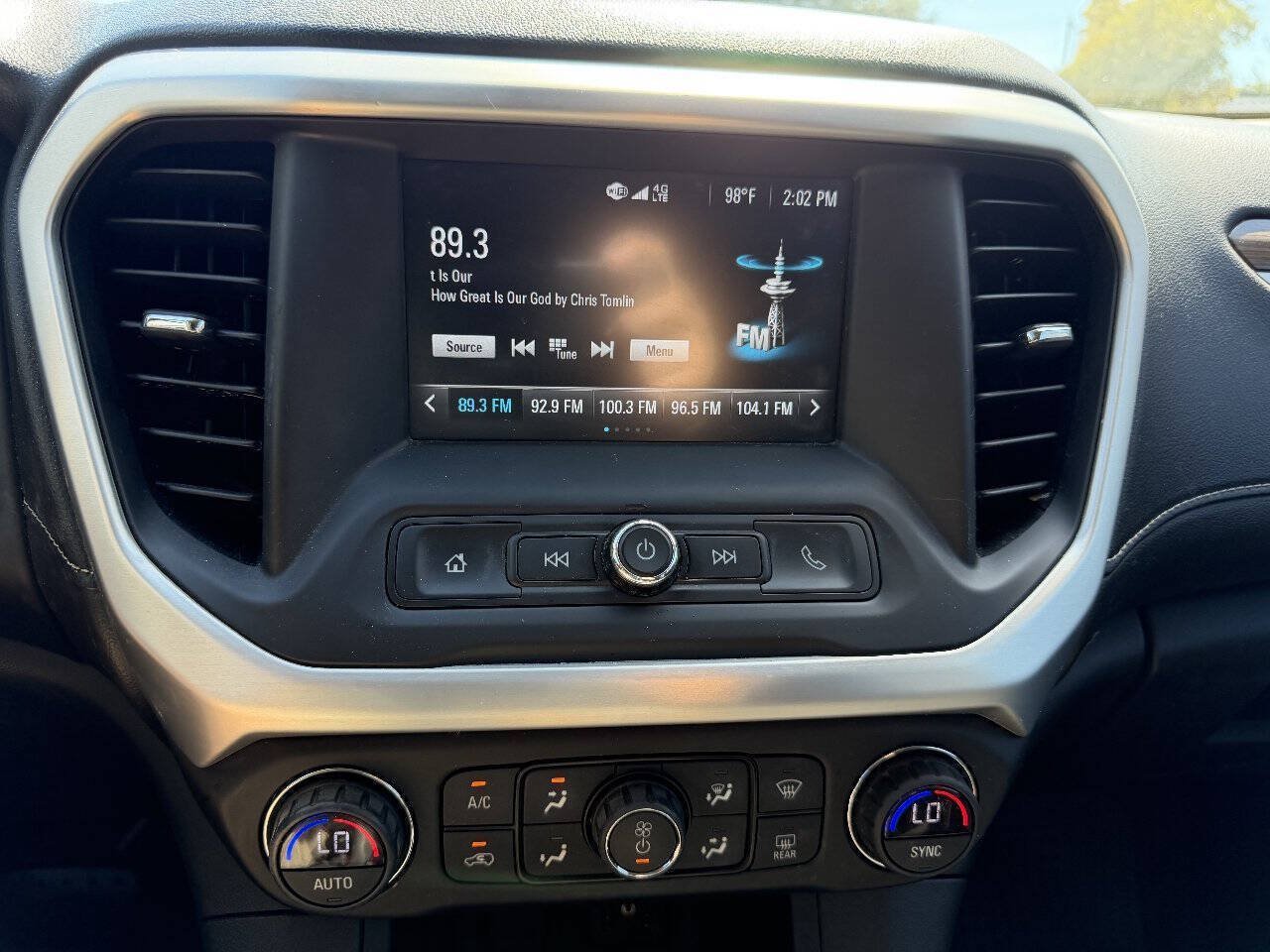 Used 2018 GMC Acadia SLE w/ LPO, Floor Liner Package FWD image 13