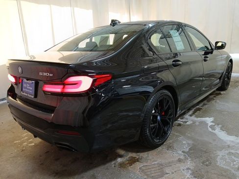 Used 2023 BMW 530e xDrive 530E XDRIVE w/ Premium Package image 4